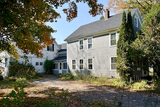 14 Main St, Detroit, ME 04929