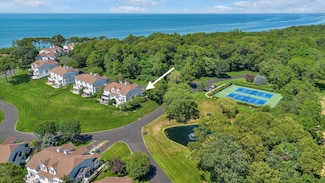 18 Tall Tree Cir, Riverhead, NY 11901