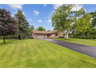 5220 Parnell Ave NE, Saint Michael, MN 55376
