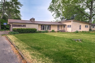 1208 Elizabeth Ln, Terre Haute, IN 47802