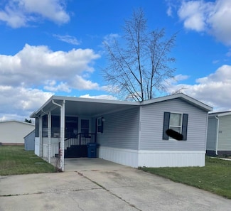 3300 Essingham St, Jackson, MI 49201