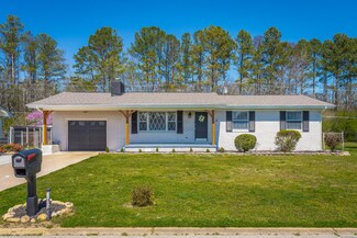 103 Belmeade Dr, Rossville, GA 30741