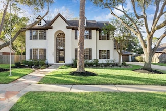 1404 Blueberry Ln, Friendswood, TX 77546