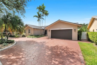 8482 NW 166th Terrace, Hialeah, FL 33016