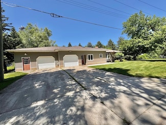 300 E Lyon St, Minneota, MN 56264