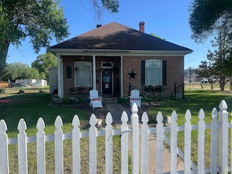89 S 100 W, Panguitch, UT 84759