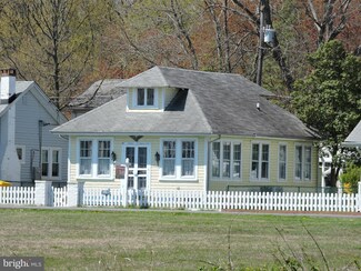 5226 Chesapeake Ave, Shady Side, MD 20764