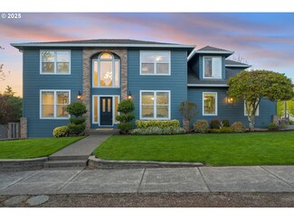 13369 SE Snowfire Dr, Happy Valley, OR 97086