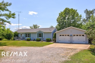 3936 E Cass City Rd, Cass City, MI 48726