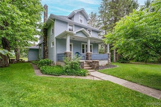 940 Town Line Rd, Lancaster, NY 14086
