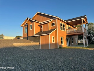 3408 Oster Dr, Yakima, WA 98901