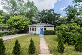 936 Burr Oak Ln, Madison, WI 53713
