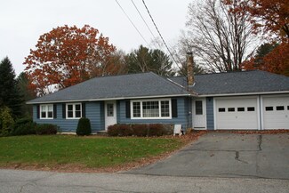 32 Sunset Ave, Wilton, ME 04294