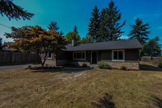 1618 SW 168th St, Normandy Park, WA 98166