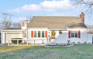 2 Cooper Ave, Wallingford, CT 06492