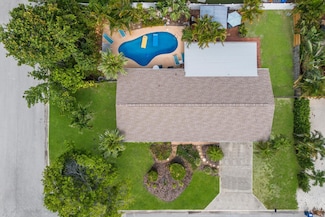 1004 68th St NW, Bradenton, FL 34209