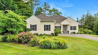 210 Pine Cone Ln, Hinsdale, MA 01235