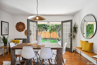 1208 Peach St, Alameda, CA 94501