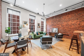 103 Church St Unit 11, Philadelphia, PA 19106