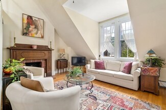 1000 Centre St Unit 13, Jamaica Plain, MA 02130