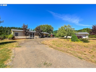982 Reston Rd, Roseburg, OR 97471