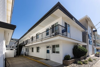 5301 Atlantic Ave Unit D, Wildwood, NJ 08260