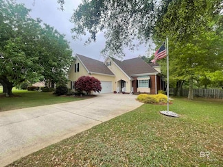 389 Scarlett Ave, Fairhope, AL 36532