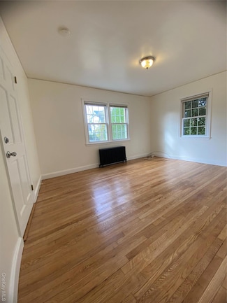 2 George St Unit A, Glen Cove, NY 11542