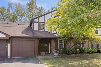2140 Berkley Ct Unit 102B, Naperville, IL 60565
