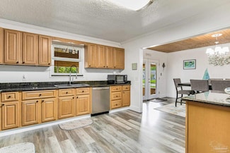 5801 Timberline Dr, Milton, FL 32570
