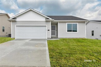 1180 Meadow View Dr, Carlisle, IA 50047