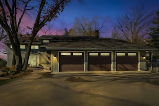 7720 Shaughnessy Rd, Edina, MN 55439