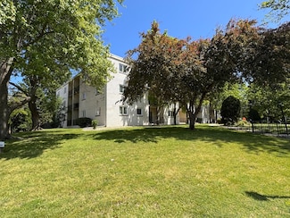 1004 E Harding Dr Unit 205, Urbana, IL 61801