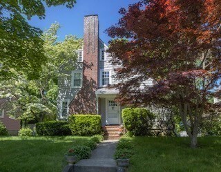 15 Allen Ave, Waban, MA 02468