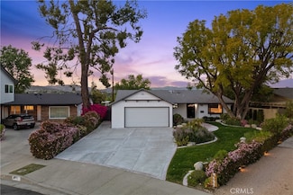 6172 Dalecrest Ave, Woodland Hills, CA 91367