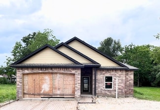 3520 Pradice St, Beaumont, TX 77705
