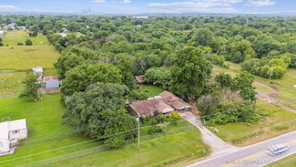 1608 E 56th St N, Tulsa, OK 74126