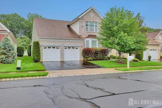 56 Kings Mill Rd, Monroe Township, NJ 08831
