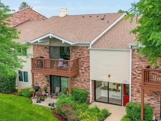 1132 Hinswood Dr Unit 107, Darien, IL 60561
