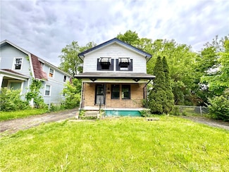 555 Cedarhurst Ave, Dayton, OH 45402
