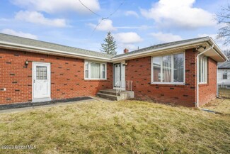 15 Oriole Ave, Albany, NY 12209