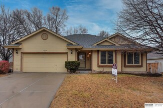 15130 Edna St, Omaha, NE 68138