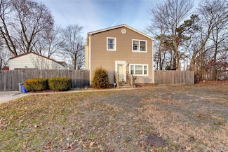 651 Windmill Ave, West Babylon, NY 11704