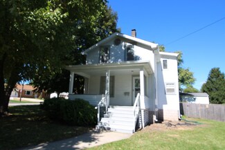 1157 McDonald Ave, Aurora, IL 60506