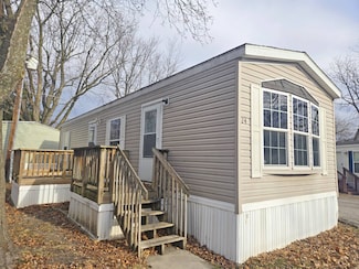 2018 Waterfront Dr Unit 24, Iowa City, IA 52240