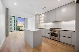 610 Davis St Unit 2304, Austin, TX 78701