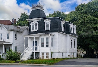 97 E Main St, Middletown, NY 10940
