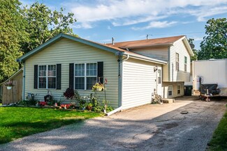 24705 68th St, Salem, WI 53168