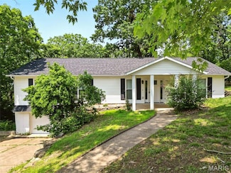6905 Scenic View Dr, Cedar Hill, MO 63016