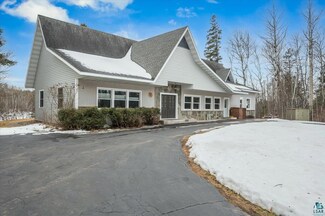10 Bennington Rd, Superior, WI 54880
